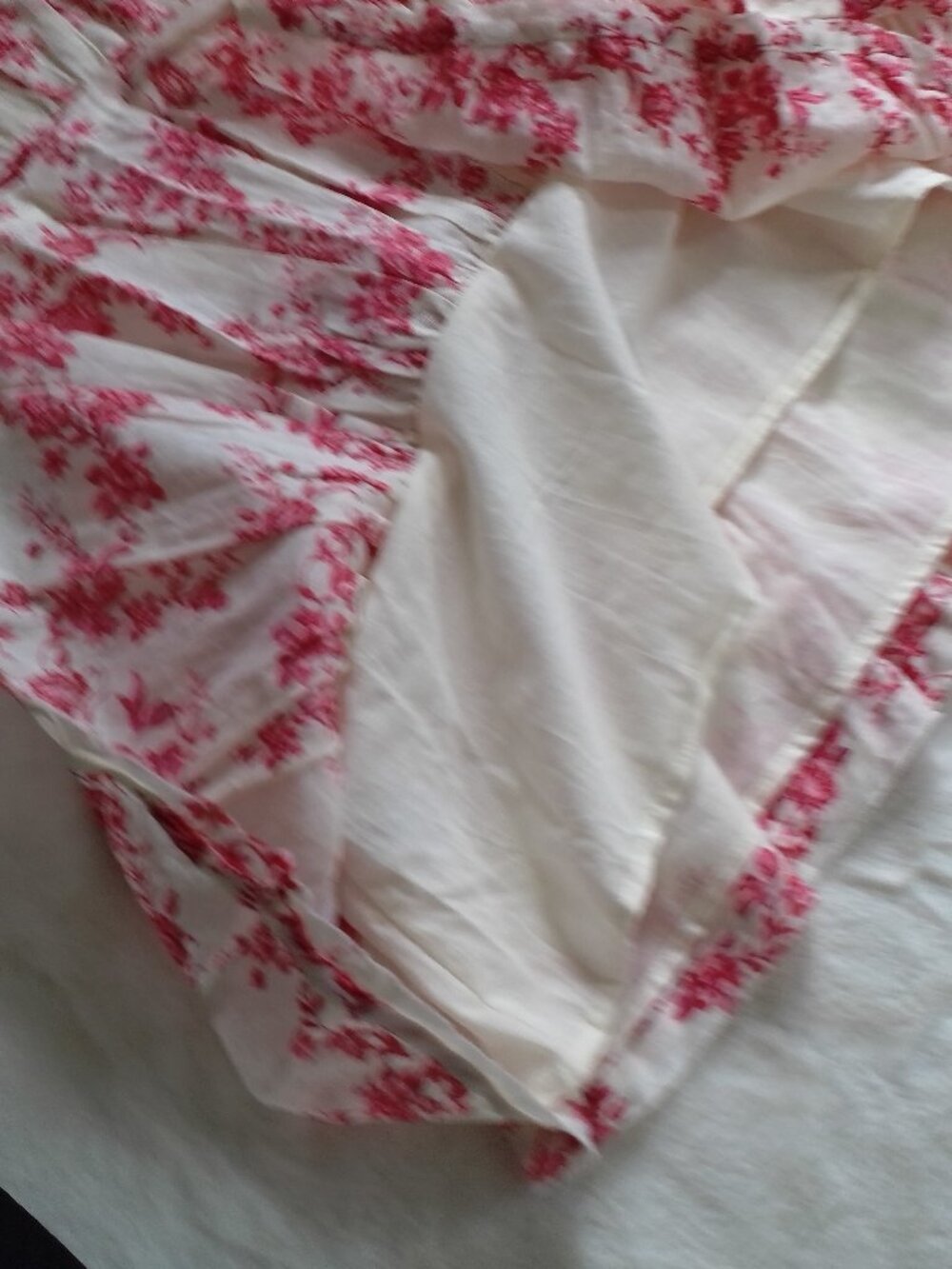 NEW OLIVACEOUS SIZE L RUFFLED DRESS - Picture 6 of 6